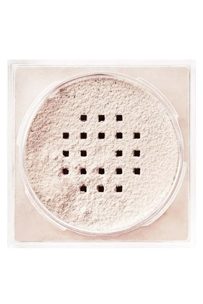 maybelline-fit-me-loose-finishing-powder-fair-041554501995-o-760x1138.webp
